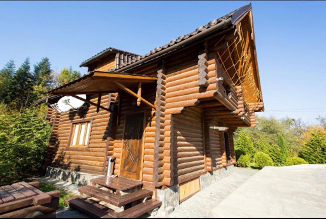 Goral Cottage In ミホヴォ エクステリア 写真