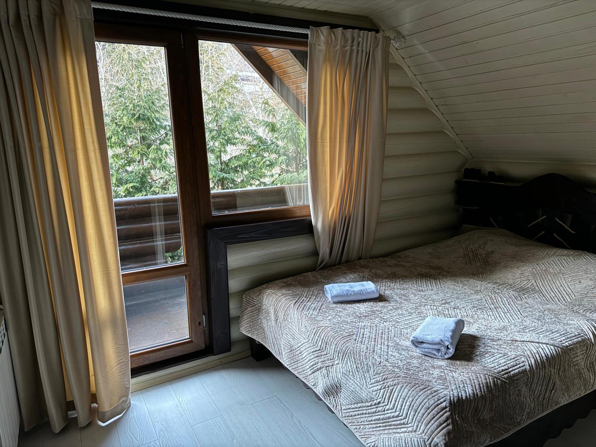 Goral Cottage In ミホヴォ エクステリア 写真