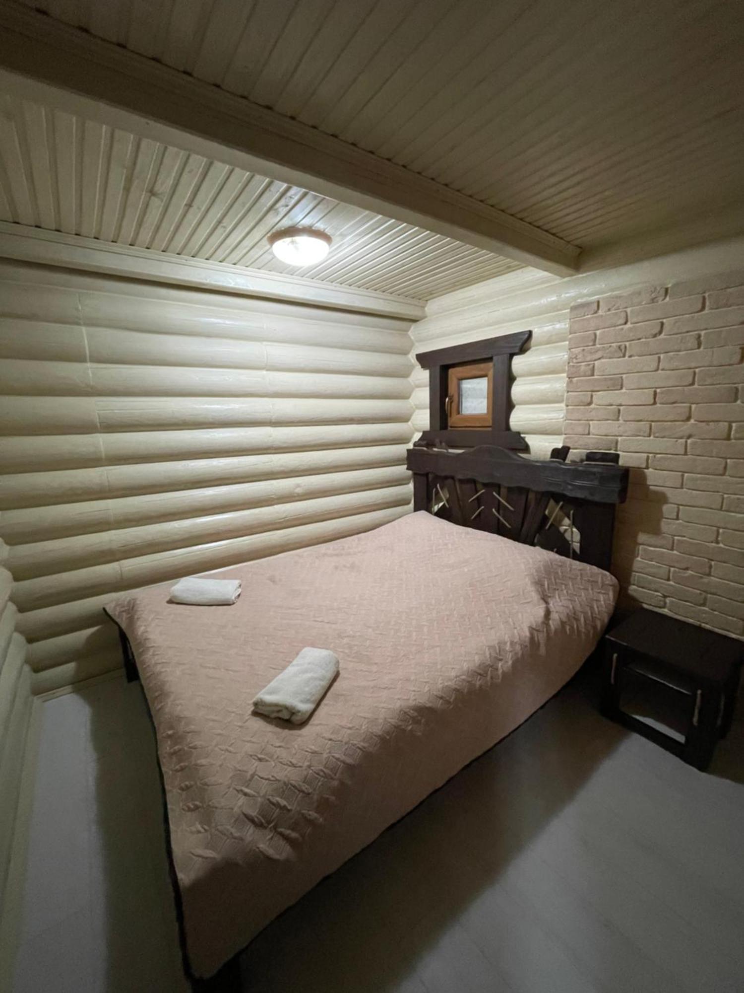 Goral Cottage In ミホヴォ エクステリア 写真