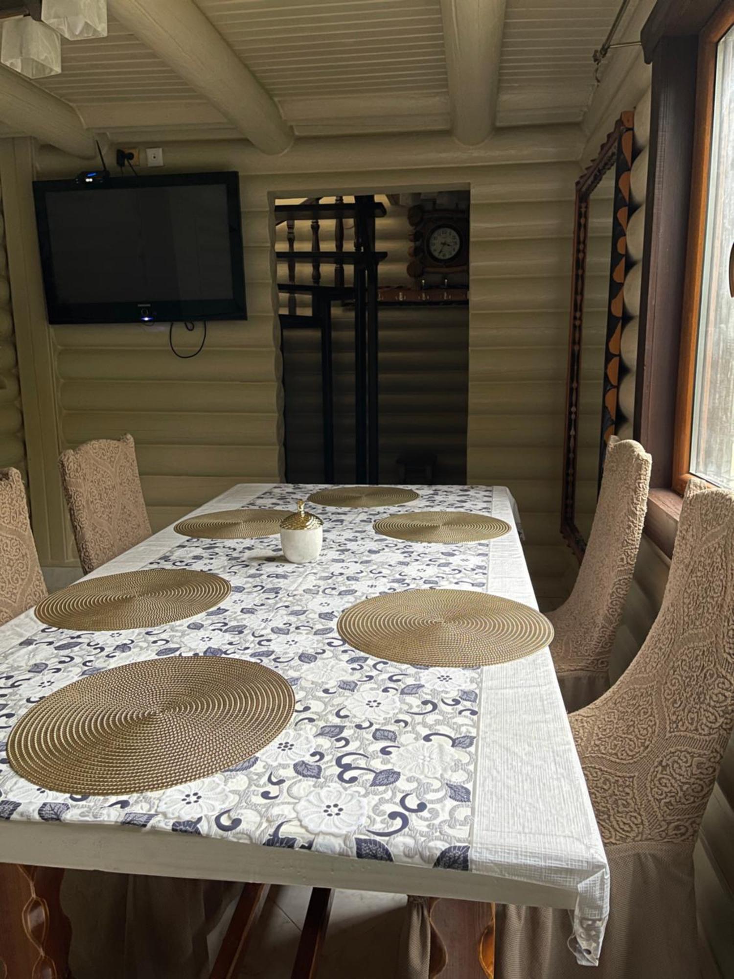 Goral Cottage In ミホヴォ エクステリア 写真